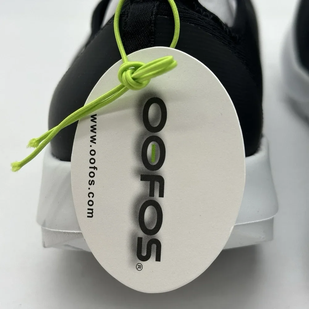 NIB Oofos OOMG Sport 5085 Men's Size 10 Recovery Slip On Shoes Black White